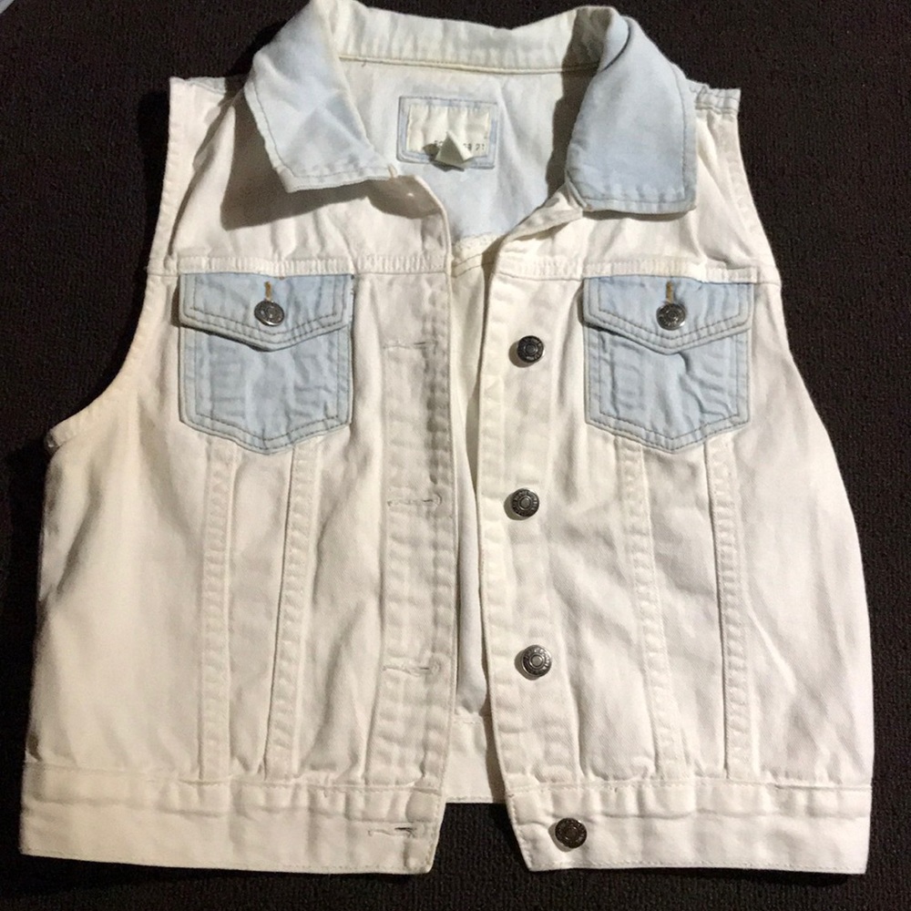 Cropped Jean Vest